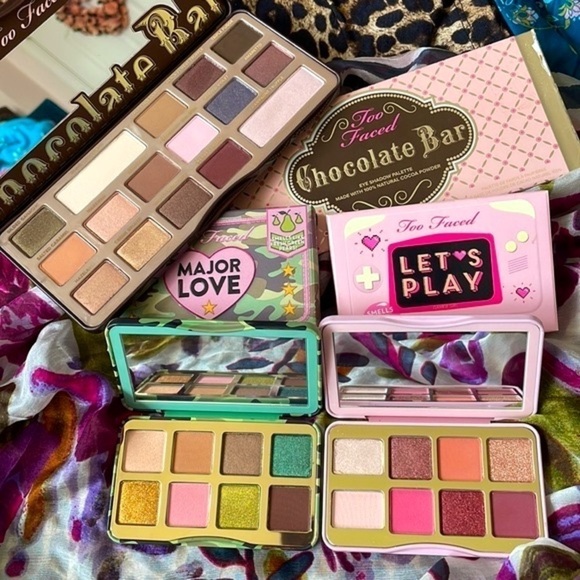 Brand New Too Faced Eye Shadow Set of Three Chocolate Bar Let’s Play Major Love - Picture 16 of 16